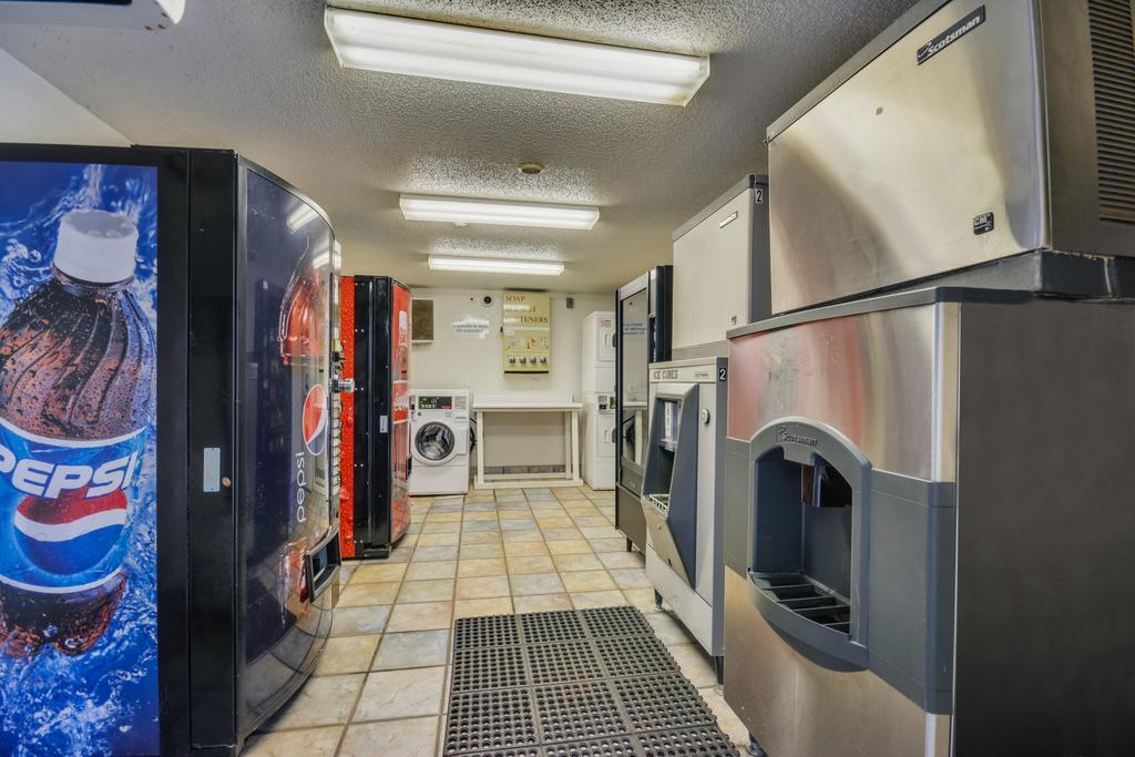 Motel 6 Huntsville - マディソン エクステリア 写真