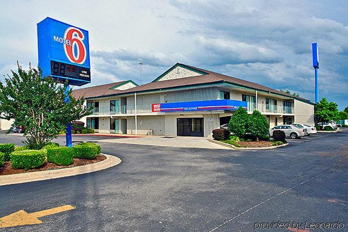 Motel 6 Huntsville - マディソン エクステリア 写真