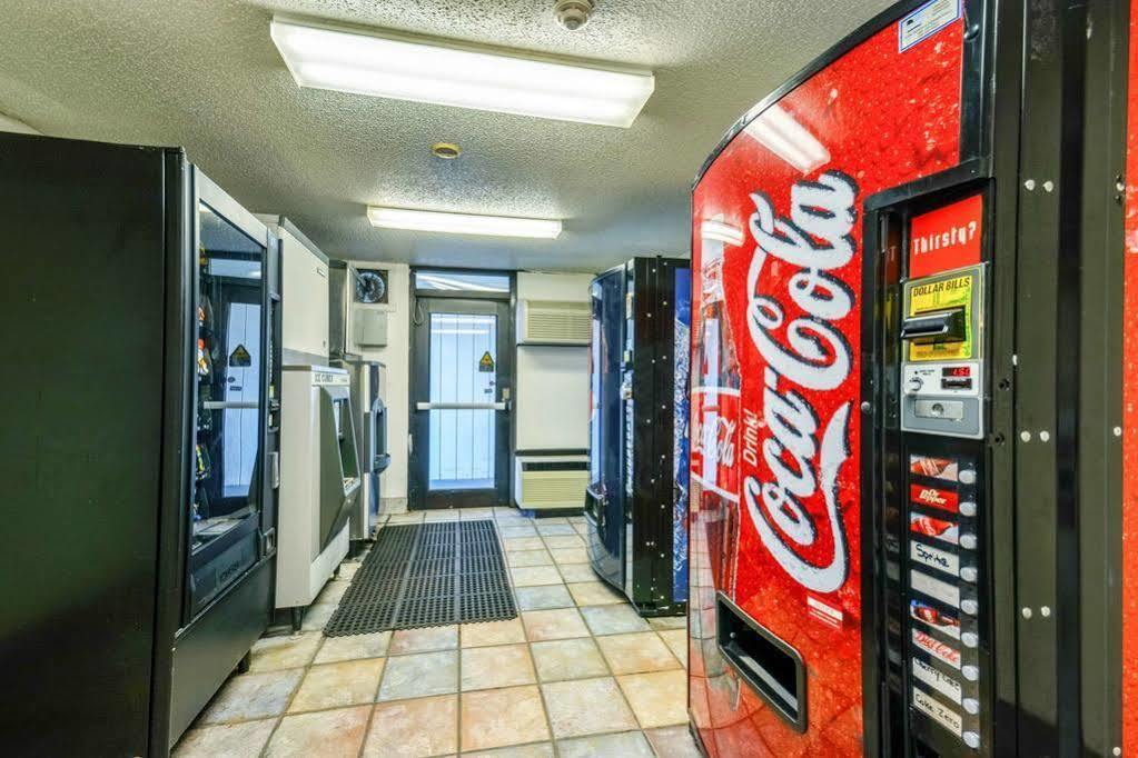 Motel 6 Huntsville - マディソン エクステリア 写真